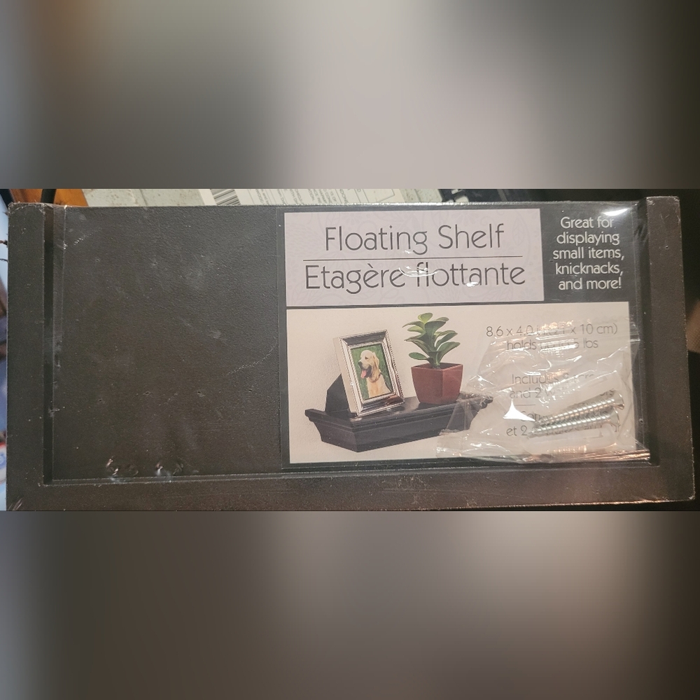 Floating shelves